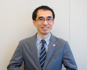 写真:山根史之