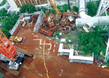 図版:3号機南側ガレキ撤去前(2020年5月)