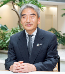 写真:伊藤 仁 常務執行役員