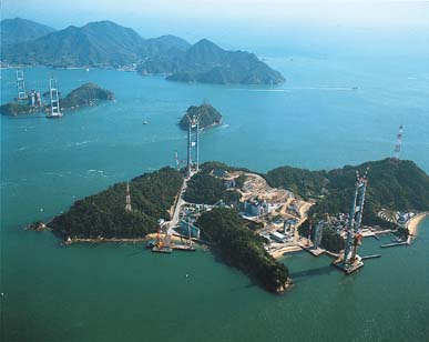 来島海峡大橋 馬島付近
