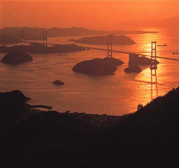 来島海峡大橋