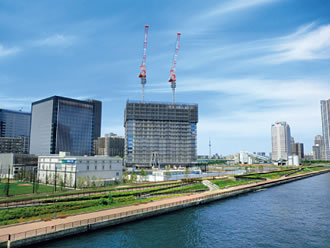 写真：17階まで進んだ躯体工事