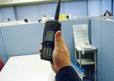 図版:MCA無線は電気が復旧し内線電話が使用可能となるまでの間,東北支店と本社,および他支店とを結ぶ唯一の通信手段となった