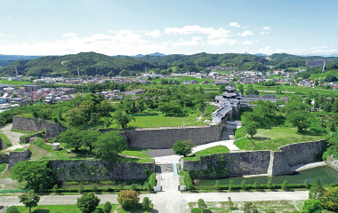 図版:小峰城跡石垣復旧工事