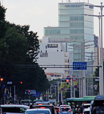 図版:東北支店ビル遠景