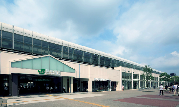 図版:2014(平成26)年に竣工した駅ビルCIAL桜木町