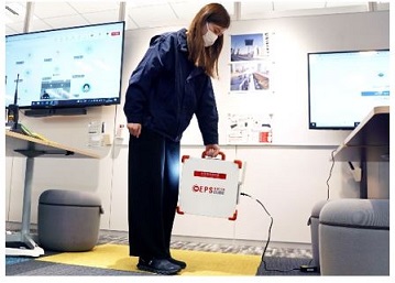 図版：小型蓄電池E.P.S mobile CUBEでの電源確保