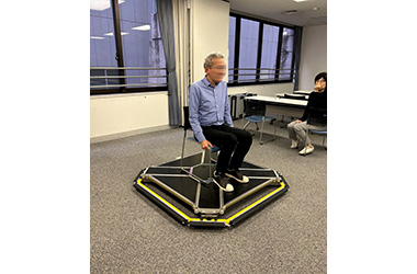 図版：「ポータ震II」で揺れを体験