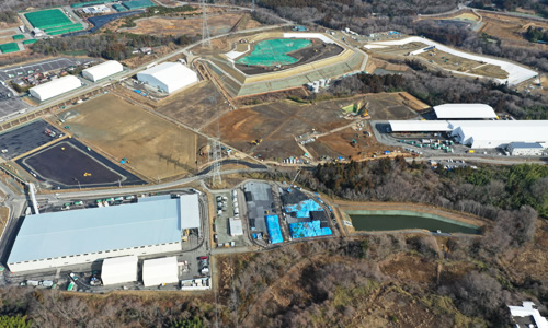 図版：受入・分別施設建設の様子