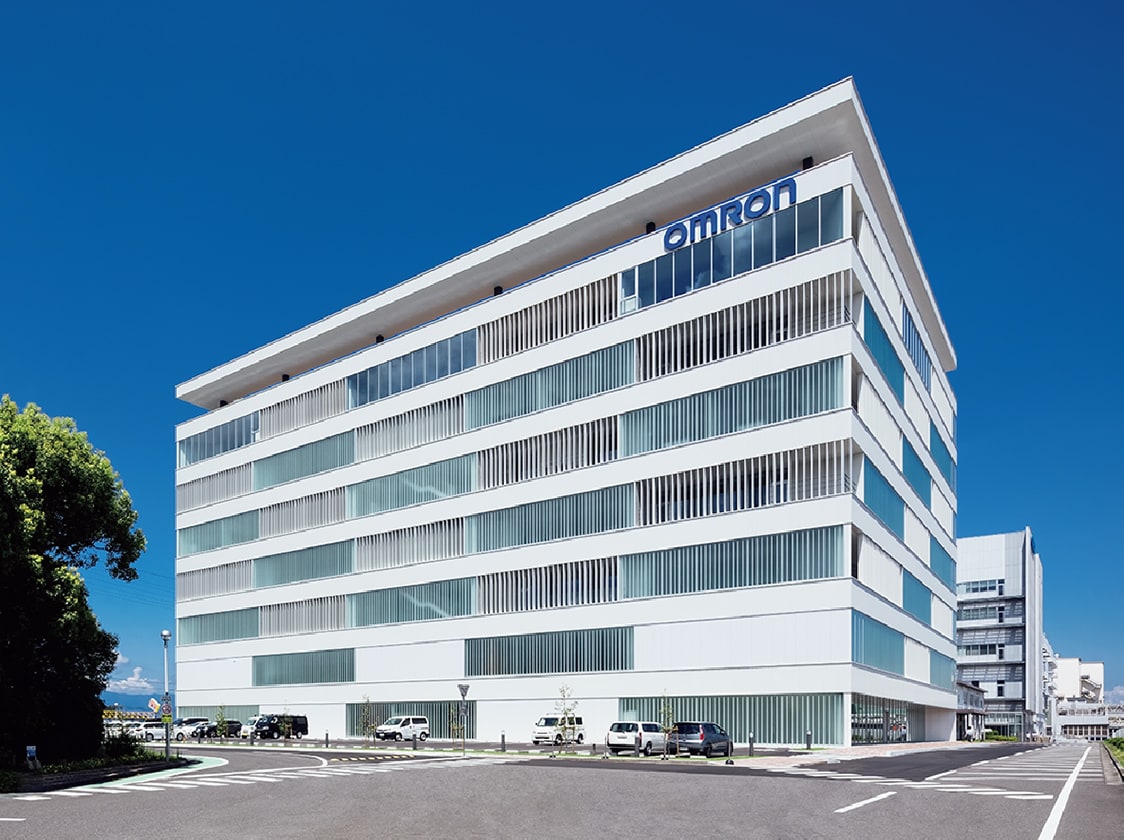 オムロン野洲事業所1号館