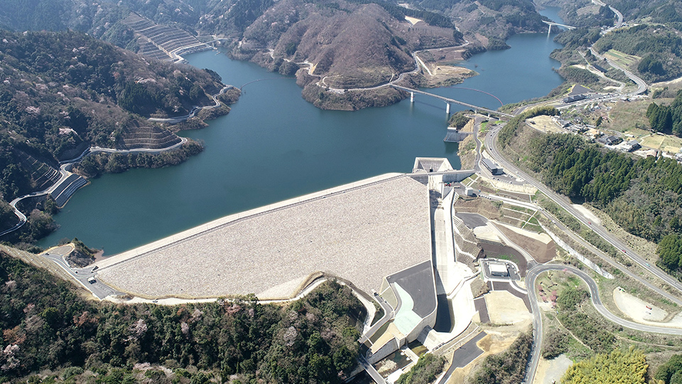 図版：日建連第2回土木賞　ななせダム（大分川ダム建設工事）が受賞