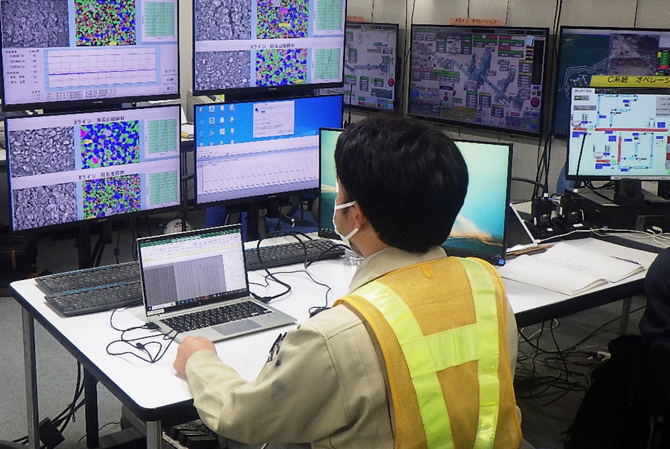 図版：地盤材料の全量管理技術開発チーム