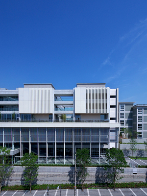 図版：慶應義塾大学日吉第4校舎独立館