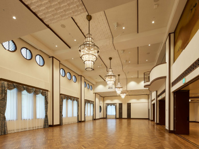 図版：九段会館テラス